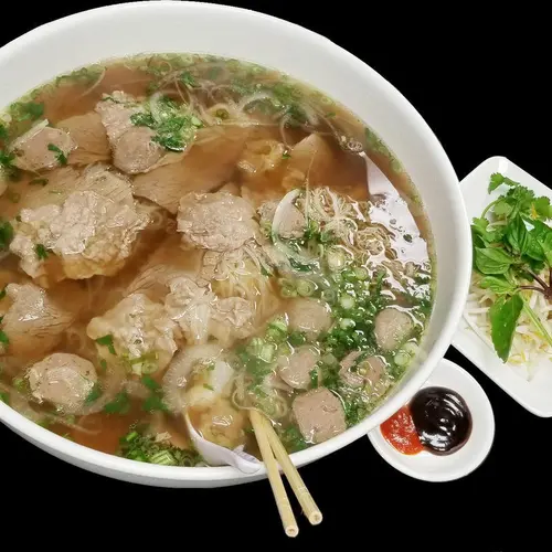 Beef Noodle Steak & Meatball