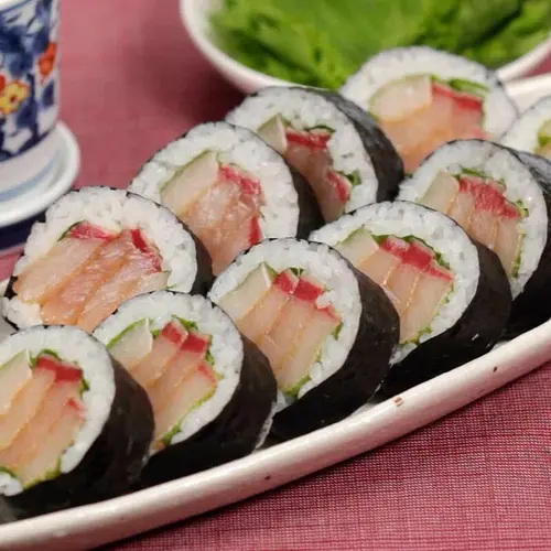 Yellowtail Roll