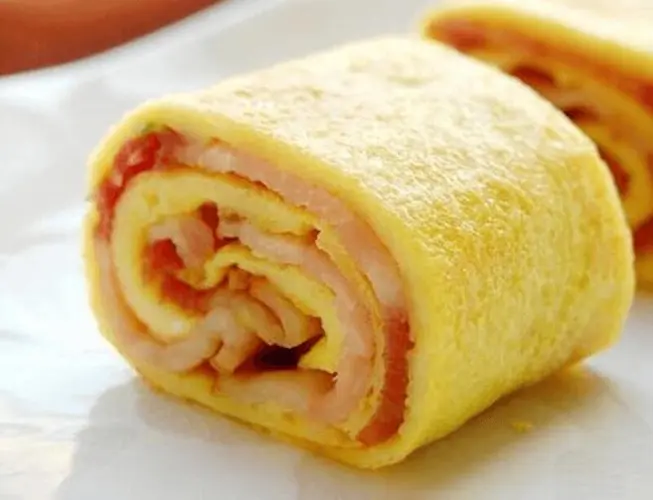 Roast Pork Egg Roll