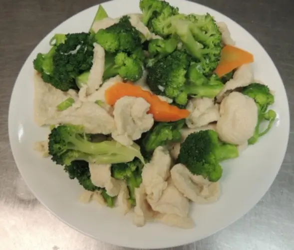 Steamed Chicken Broccoli