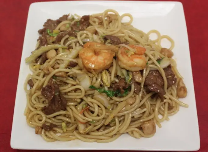 Combo Lo Mein