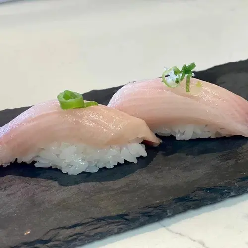 Yellowtail Nigiri
