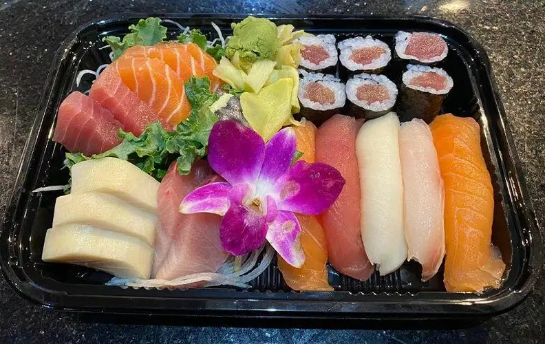 Sushi Sashimi Combo