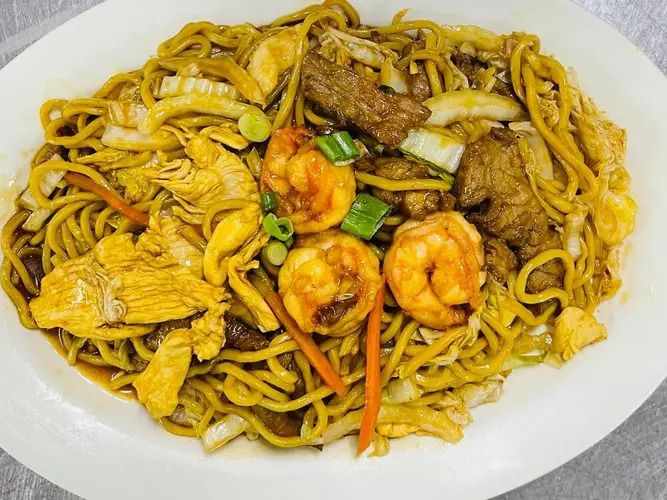 Special Lo Mein