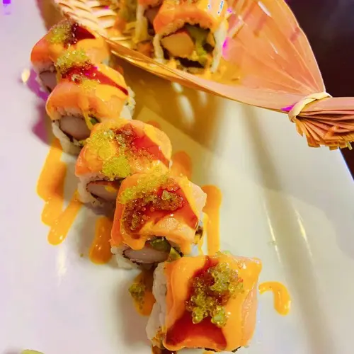 Hot Hawaii Roll