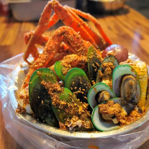 Simple Feast Mussel