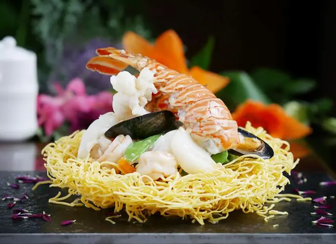 Seafood Pan Fried Noodles