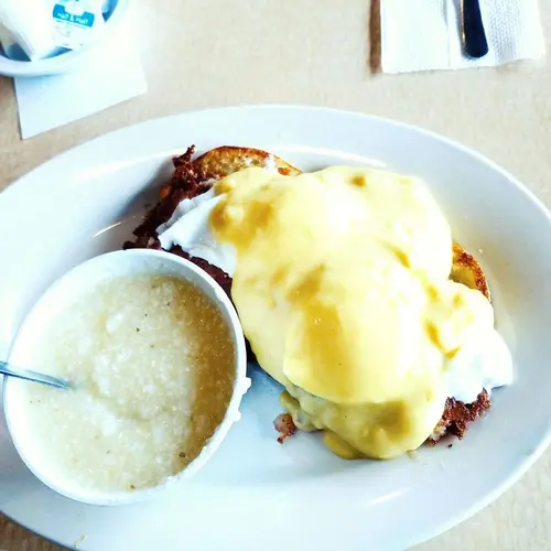 Chicken Eggs Benedict