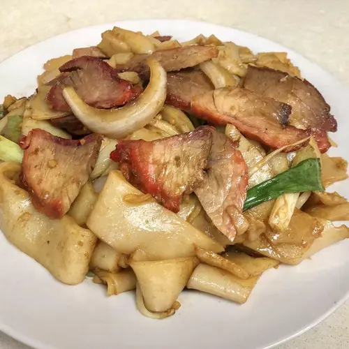 Roast Pork Chow Fun