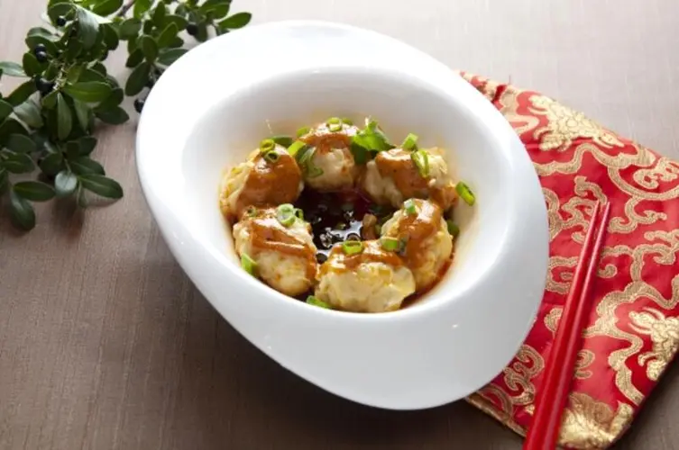 Pork Wonton In Spicy Red Chili Oil