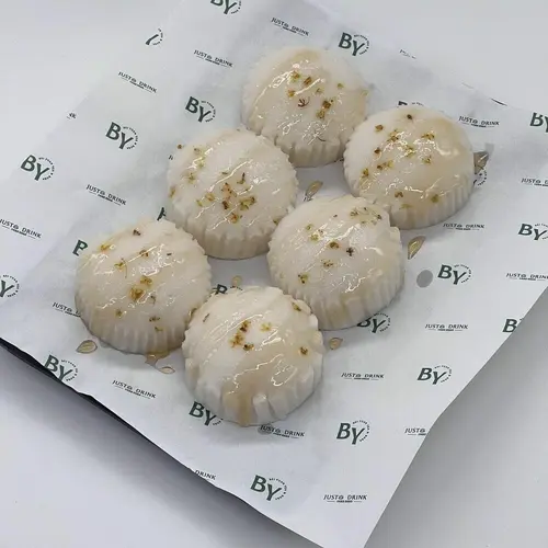 Honey Osmanthus Flavored Rice Cake