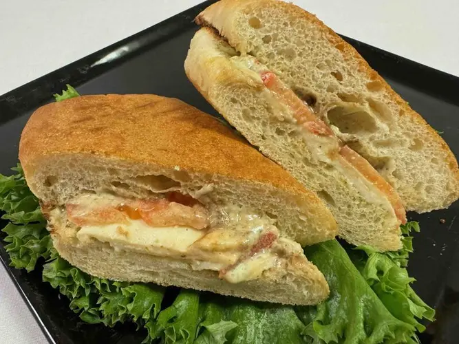 Ciabatta Pesto Caprese