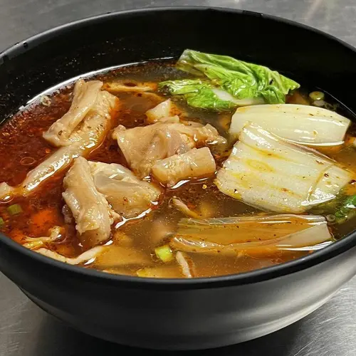 Stew Beef Tendon Noodle Soup