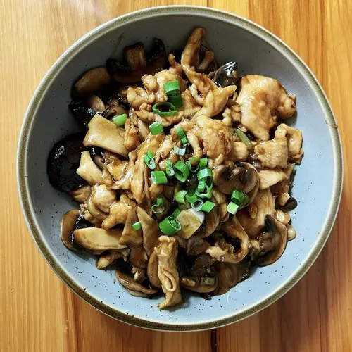 Chicken Three Kinds Of Mushroom