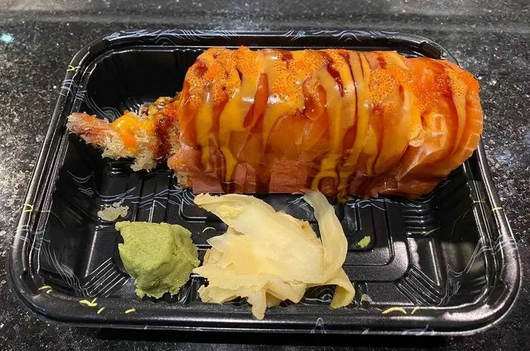 Golden Bridge Sashimi Roll