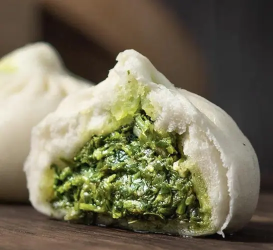 Chinese Spinach And Pork Buns