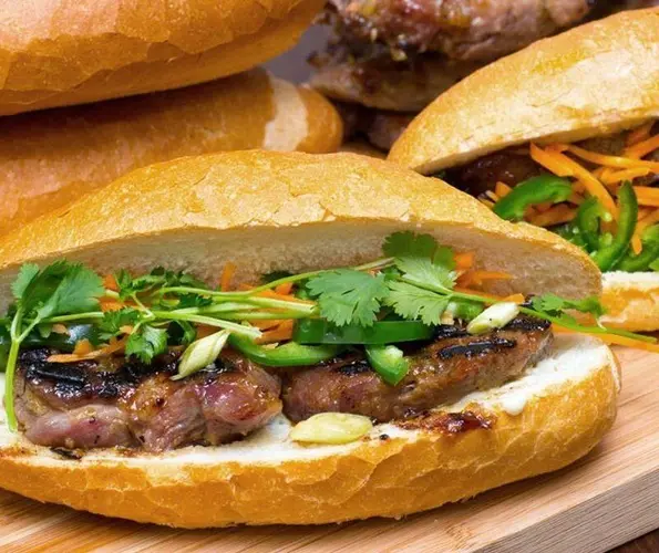 Banh Mi Thit Heo Nuong