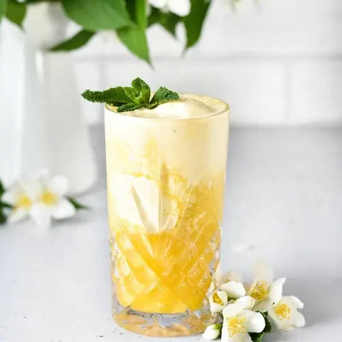 Pineapple Cheese Foam Tea