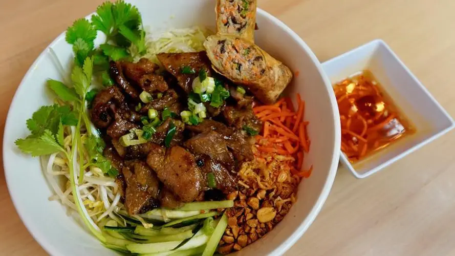Chargrilled Pork & Eggroll
