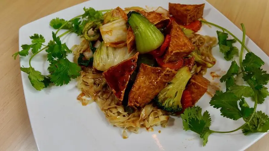 Egg Noodle Tofu & Vegetable