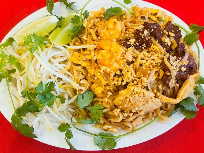 Special Phad Thai