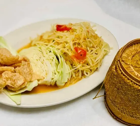 Spicy Green Papaya Salad