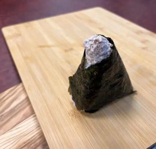 Cook Tuna Onigiri